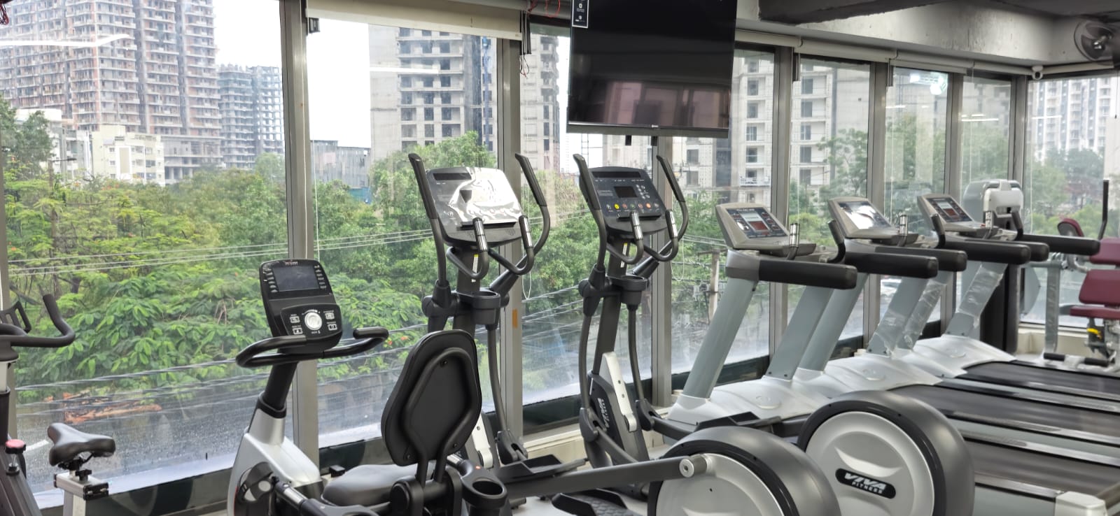 LEADS FITNESS